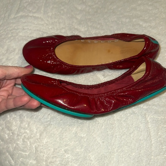 Tieks Size 9 Ruby Red Flats. Holiday / Christmas 🥰 - Picture 4 of 7